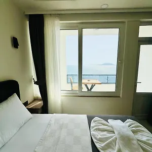 Sea Door Hotel